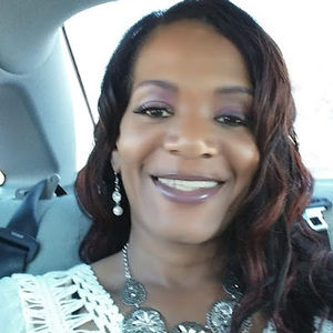 Meet your Posher, Lajuan